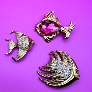 3 Happy fish pins!